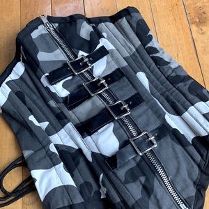 Camo underbust corset, waist cincher with steel boning, goth, alt, cybergoth ☠️